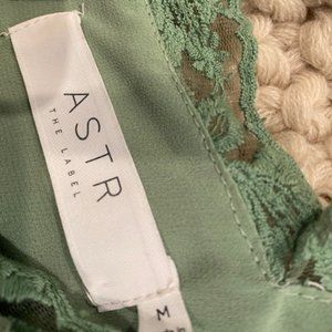 ASTR Ruffle Midi Dress Sage, sz M